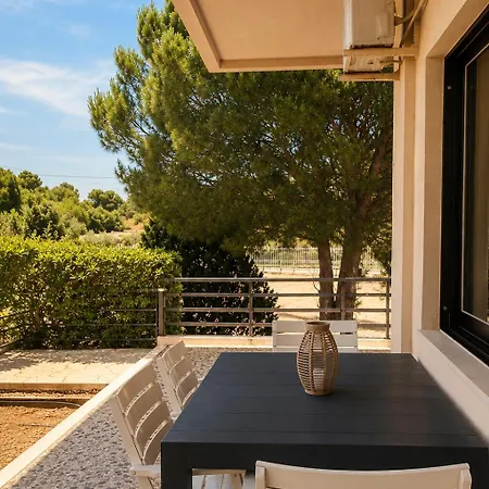Appartement Sounio Garden Retreat